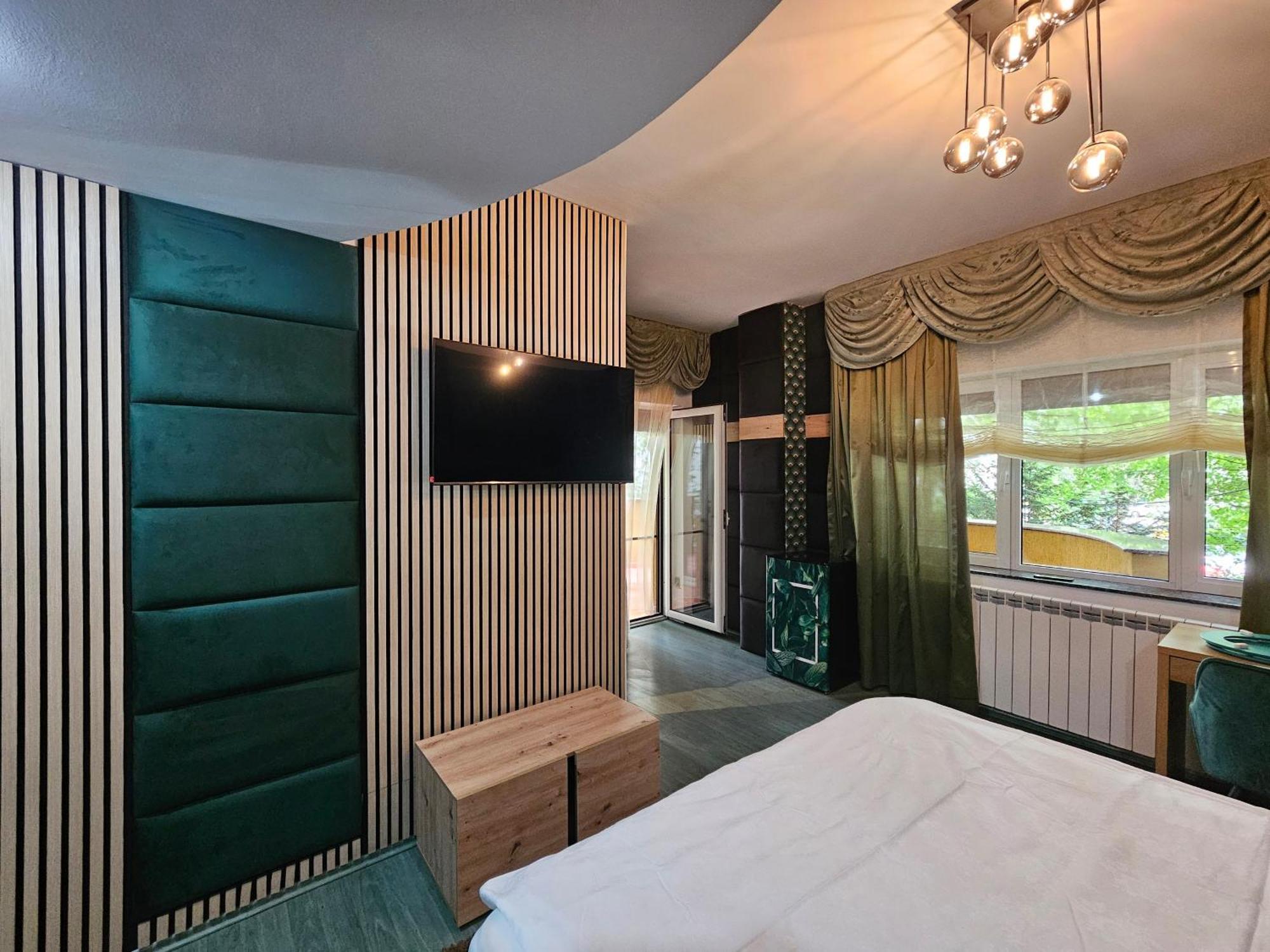 Simple Villa Rooms National Arena Self Check In بوخارست المظهر الخارجي الصورة